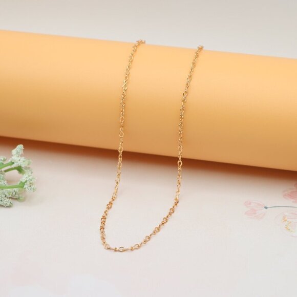 "Elegant Rose Gold Twisted Link Chain Necklace for Minimal Styling , XPNL0173 - Picture 1 of 12